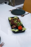 Jídlo v hotelu nebo okolí