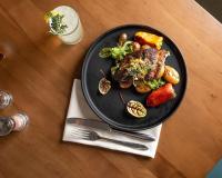 Mad på resortet eller i nærheden