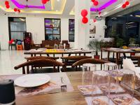 Jídlo v hotelu nebo okolí