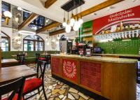 En restaurant eller et andet spisested på Domki na Szczycie - balia jacuzzi na wyłączność