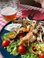 Đồ ăn tại/gần căn hộ