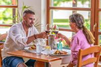 Hosté ubytování Bakony Resort - a Felnőttbarát Hotel - Szarvaskút Vendégpark