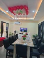 Μια τηλεόραση ή/και κέντρο ψυχαγωγίας στο Eagle Nest Apartment and Hotel