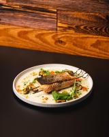 Jídlo v aparthotelu nebo okolí