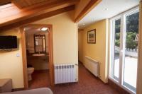 TV a/nebo společenská místnost v ubytování Hotel Sant Roc