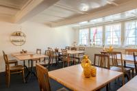 Εστιατόριο ή άλλο μέρος για φαγητό στο Gasthaus zur Sonne - Hotel - Restaurant - Boutique
