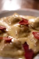 Jídlo v hotelu nebo okolí