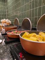 Φαγητό σε αυτό το ξενοδοχείο ή κάπου εκεί κοντά