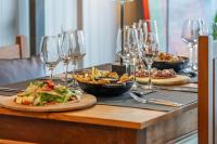 Jídlo v hotelu nebo okolí