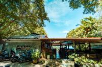 En have udenfor Taatoh Seaview Resort - SHA Plus