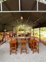 Restaurace v ubytování La serene nandihills