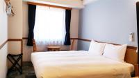 Shinjuku Hotel Guide 2026: 14 Great-Value Hotels with Easy Access and Shopping | Hotels Near Shinjuku Station, Family Stays and Luxury Picks