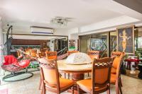 Posezení v ubytování Baan Alisa 12