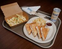 Jídlo v hotelu nebo okolí