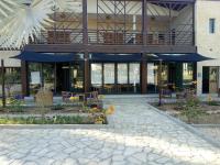 El edificio en el que está el hotel