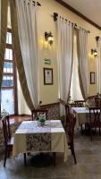 Restaurace v ubytování Hotel Morales Historical & Colonial Downtown Core