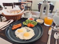 Φαγητό σε αυτό το ξενοδοχείο ή κάπου εκεί κοντά