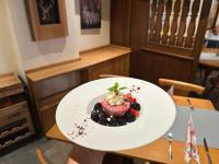 Jídlo v hotelu nebo okolí