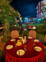 En restaurant eller et andet spisested på Villa 5