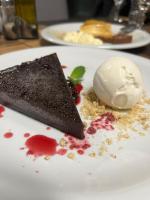 Jídlo v hotelu nebo okolí