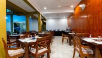 Restaurace v ubytování Hotel Waves Negombo
