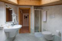 Kúpeľňa v ubytovaní Residence Betulla Molveno