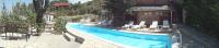 Bazén v ubytovaní Zeus-Village οικισμός φινλανδικών chalet με πισίνες & γυμναστήριο alebo v jeho blízkosti