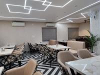 Et opholdsområde på KDS Residency Hotel and Banquet