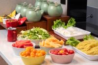 Еда / где поесть недалеко от отеля