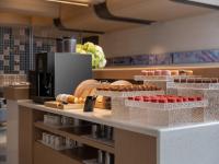 Jídlo v hotelu nebo okolí