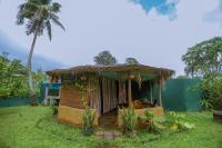 Κήπος έξω από το Sparrow's House