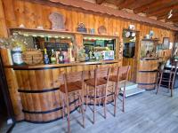 Lounge nebo bar v ubytování Burence -m