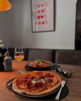 Jídlo v hotelu nebo okolí