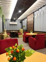 Istumisnurk majutusasutuses Aurora Villas and Cabin Resort