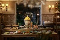 Jídlo v hotelu nebo okolí