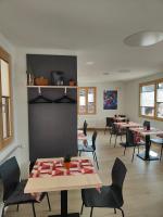 Fotografie z fotogalerie ubytování Symphony Hotel & Restaurant v destinaci Sobrio