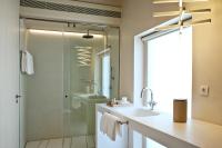 A bathroom at Mercer Hotel Barcelona
