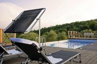 Bazén v ubytování Casa Vacanza Le Corniole nebo v jeho okolí