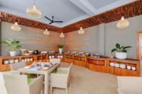 Un restaurante u otro lugar para comer en Saludiya Retreat Resort and SPA