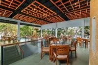 La alberca dentro o cerca de Saludiya Retreat Resort and SPA