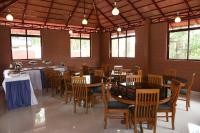 En restaurant eller et andet spisested på Edakkal Village Resort - A Premium Boutique Lodging, Wayanad