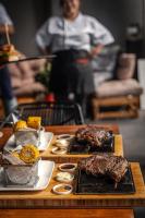 Jídlo v hotelu nebo okolí