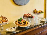 Jedlo v ubytovaní bed & breakfast alebo blízkom okolí