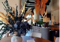 Restaurace v ubytování Апартаменты рядом с Хан-Шатыром, на левом берегу