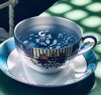 Fotografie z fotogalerie ubytování Lovely 1-bedroom wooden cabin in garden v destinaci Saint Paulʼs