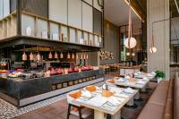 Jídlo v hotelu nebo okolí