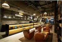 Χώρος καθιστικού στο LAMP LIGHT BOOKS HOTEL fukuoka