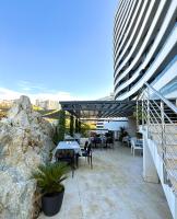 Ban công/sân hiên tại Luxe Beachfront Stay in Bečići with Pool