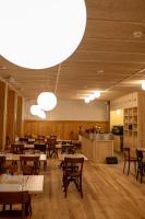 Restaurace v ubytování Hôtel de la Maison de la Tourbière