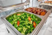 Comida en la habitación en casa particular o alrededores